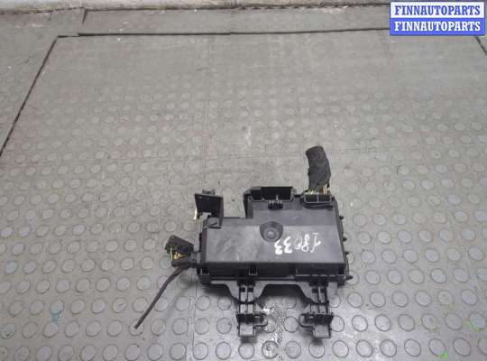 купить Блок предохранителей на Ford Mustang 2014-2017