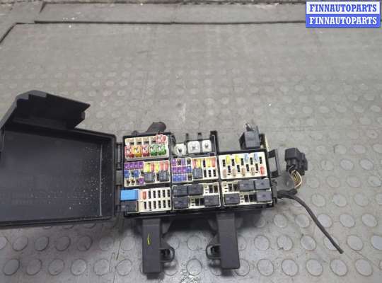 купить Блок предохранителей на Ford Mustang 2014-2017