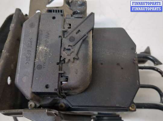 Блок ABS на Audi A4 (8E/8H, B6)