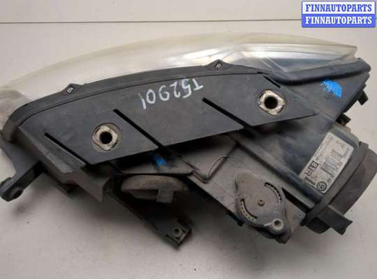 Фара передняя на Volkswagen Passat B6 (3C)
