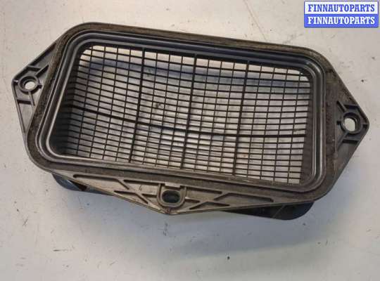 Воздухозаборник на Volkswagen Passat B6 (3C)