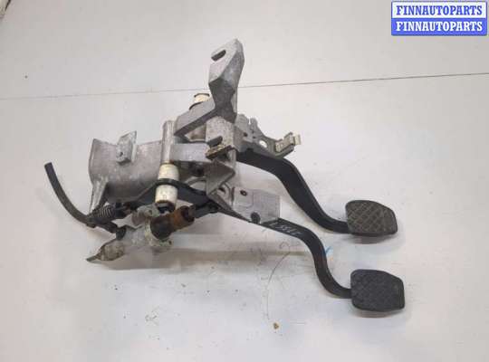 купить Цилиндр сцепления главный на Audi 80 (B4) 1991-1995