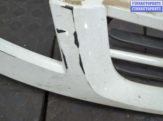 купить Решетка радиатора на Nissan Kubistar 1998-2008