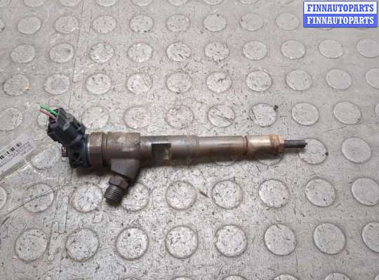 купить Форсунка топливная на Renault Clio 2012-2016