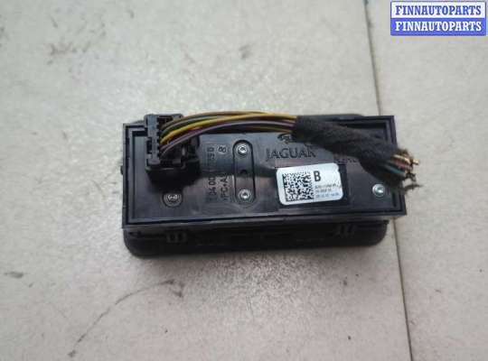 купить Кнопка открывания багажника салонная на Land Rover Range Rover Evoque 2011-2018