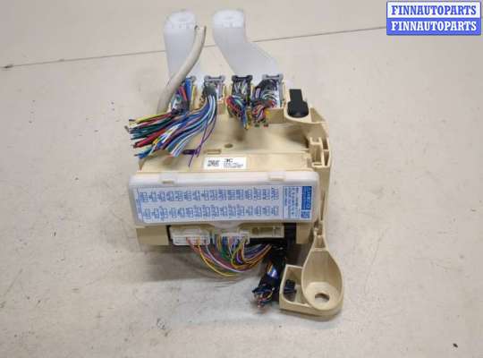 купить Блок комфорта на Toyota Auris E18 2012-