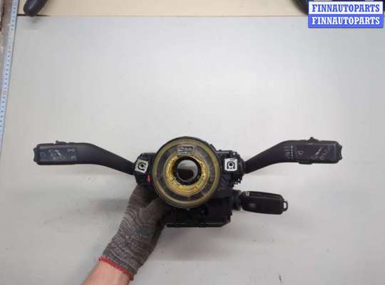 Блок управления подрулевыми переключателями SK538832 на Skoda Octavia (A5) 2004-2013