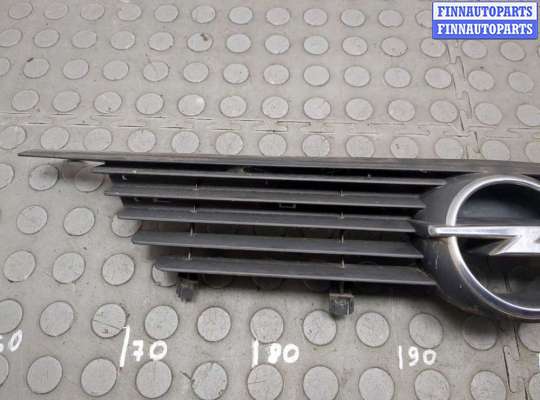 купить Решетка радиатора на Opel Vectra B 1995-2002