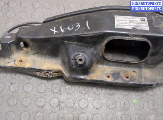 купить Рамка капота на Nissan Note E11 2005-2013