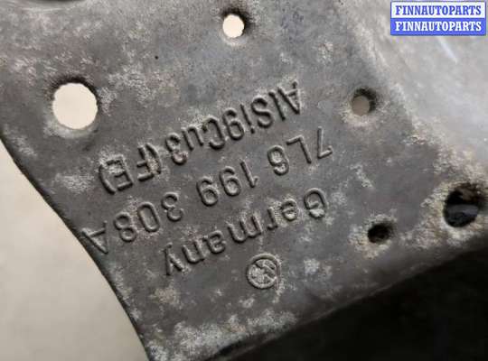 купить Кронштейн двигателя на Volkswagen Touareg 2002-2007