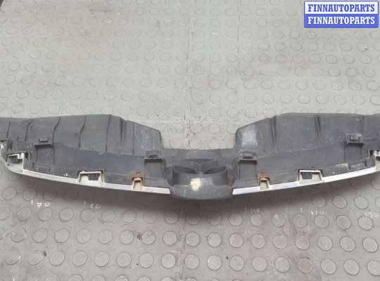 купить Решетка радиатора на Mazda 5 (CR) 2005-2010