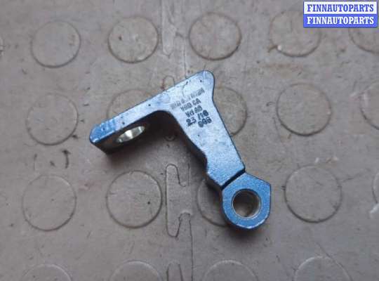 купить Петля двери на Volkswagen Jetta 6 2010-2018