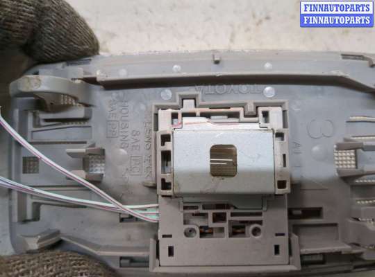 купить Фонарь салона (плафон) на Toyota Highlander 2 2007-2013