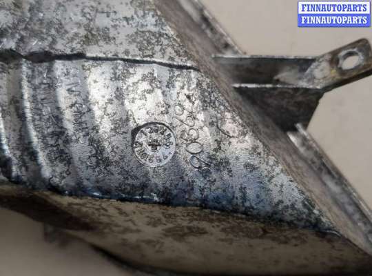 купить Поворот на Nissan Micra K12E 2002-2010