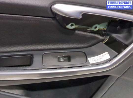 купить Дверная карта (Обшивка двери) на Volvo S60 2010-2018