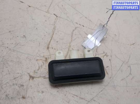 купить Кнопка открывания багажника с крышки на Mercedes A W169 2004-2012