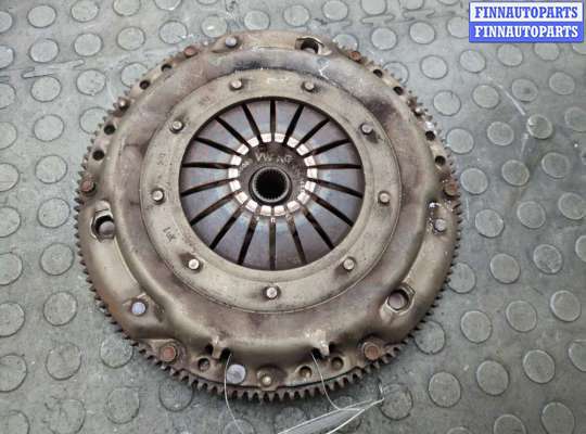 Маховик ST348025 на Seat Ibiza 4 2008-2015