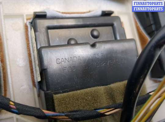 купить Кнопка управления люком на BMW 7 E38 1994-2001