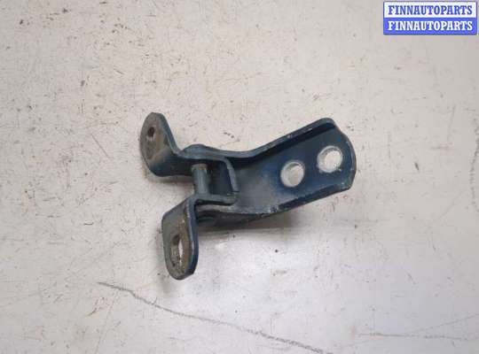 купить Петля двери на Toyota Matrix 2002-2008
