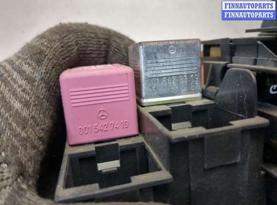 купить Блок предохранителей на Mercedes S W140 1991-1999
