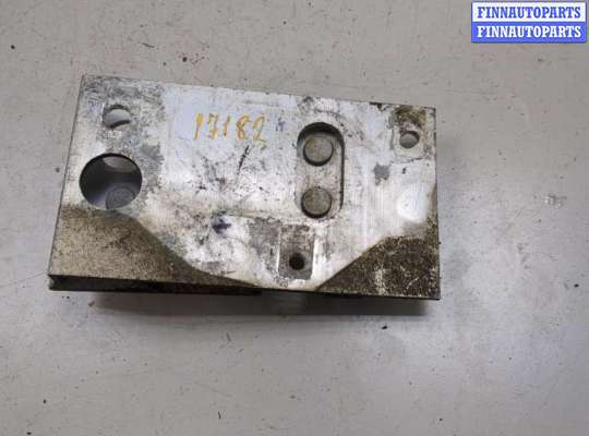 купить Кронштейн (лапа крепления) на Nissan Pathfinder 2012-2020