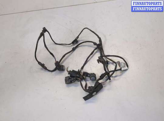 Датчик парктроника на Volkswagen Passat B7 (36)