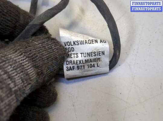 Датчик парктроника на Volkswagen Passat B7 (36)