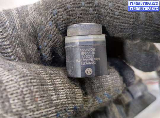 Датчик парктроника на Volkswagen Passat B7 (36)