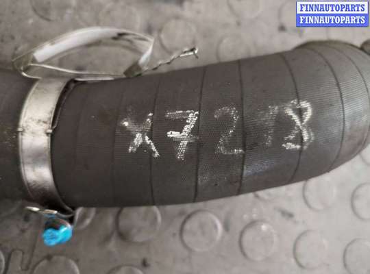 купить Патрубок интеркулера на Volvo XC90 2002-2014