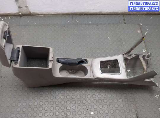 Консоль салона на Toyota Corolla 10 (E150)