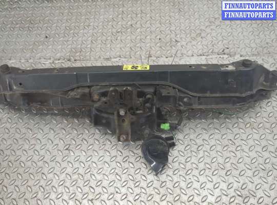 Рамка капота NS954798 на Nissan Note E11 2005-2013