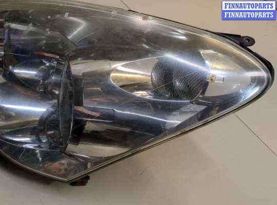 купить Фара (передняя) на Toyota Corolla Verso 2004-2009