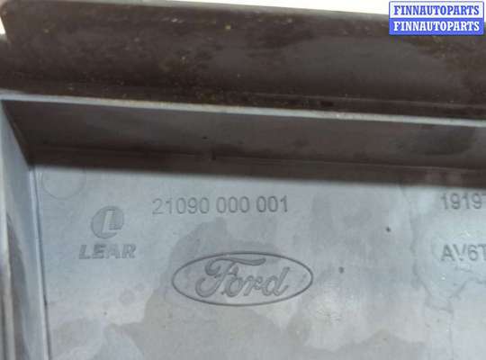 Пластик на Ford Focus III