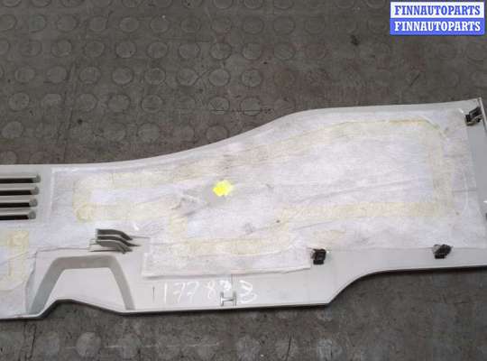 купить Пластик (обшивка) салона на Lincoln Navigator 2002-2006