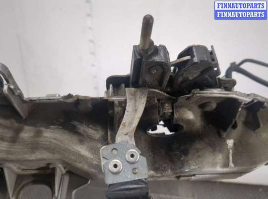 купить Кронштейн бампера на Ford Focus 2 2008-2011