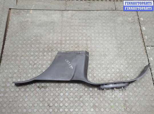 купить Обшивка центральной стойки на Volkswagen Touareg 2014-2018