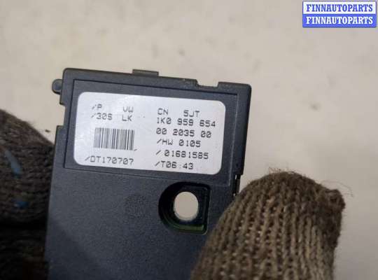 купить Датчик угла поворота на Skoda Octavia (A5) 2004-2013
