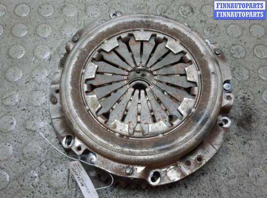 Купить Маховик на Renault Clio 1998-2008 Маховик RN1601370 на Renault Clio 1998-2008