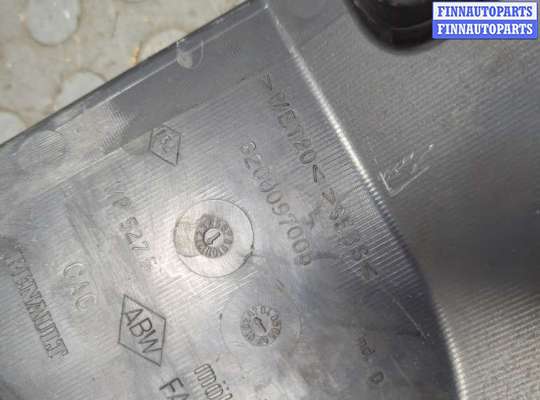 купить Жабо под дворники (дождевик) на Renault Megane 2 2002-2009