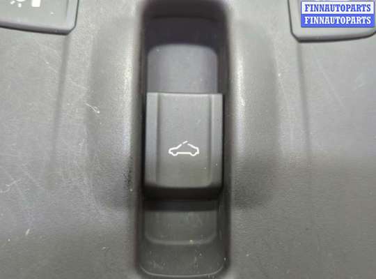 купить Фонарь салона (плафон) на Audi Q3 2011-2018