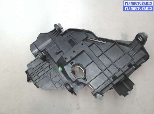 купить Кронштейн фары на Volkswagen Touareg 2002-2007