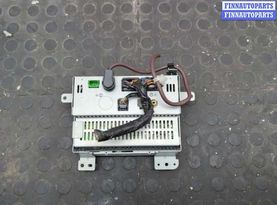 Дисплей бортового компьютера на Subaru Tribeca