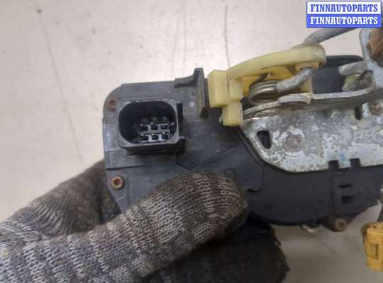 купить Замок двери на Cadillac Escalade 3 2006-2014