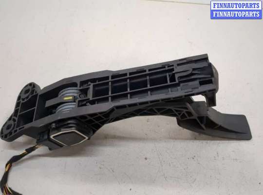 купить Педаль газа на Mercedes ML W164 2005-2011