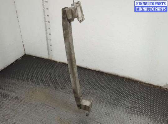 купить Усилитель бампера на Peugeot 308 2007-2013