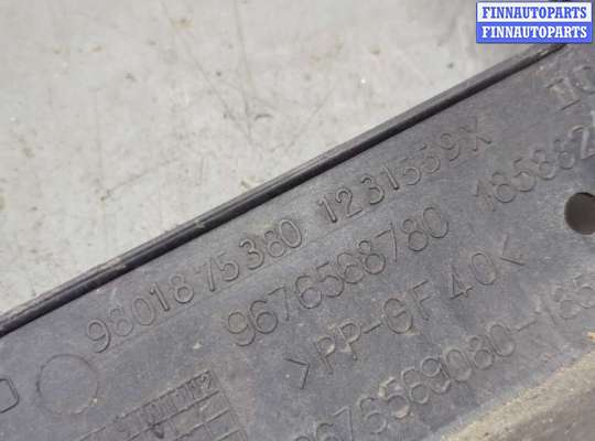 купить Рамка передняя (телевизор) на Peugeot 3008 2009-2016