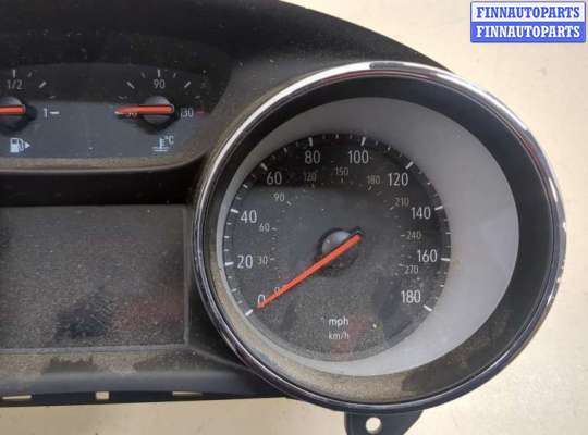 купить Щиток приборов (приборная панель) на Opel Insignia 2017-2022