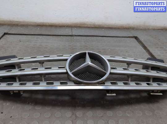 Решетка радиатора на Mercedes-Benz ML (W164)