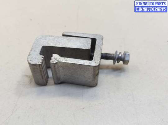 купить Кронштейн (лапа крепления) на Volkswagen Amarok 2010-2025