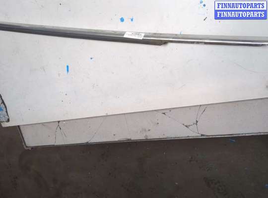 купить Молдинг стекла (боковое) на Mercedes C W204 2006-2015